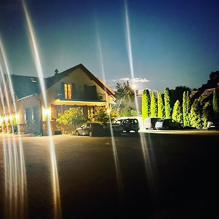 Hotel Radzewice Exterior photo