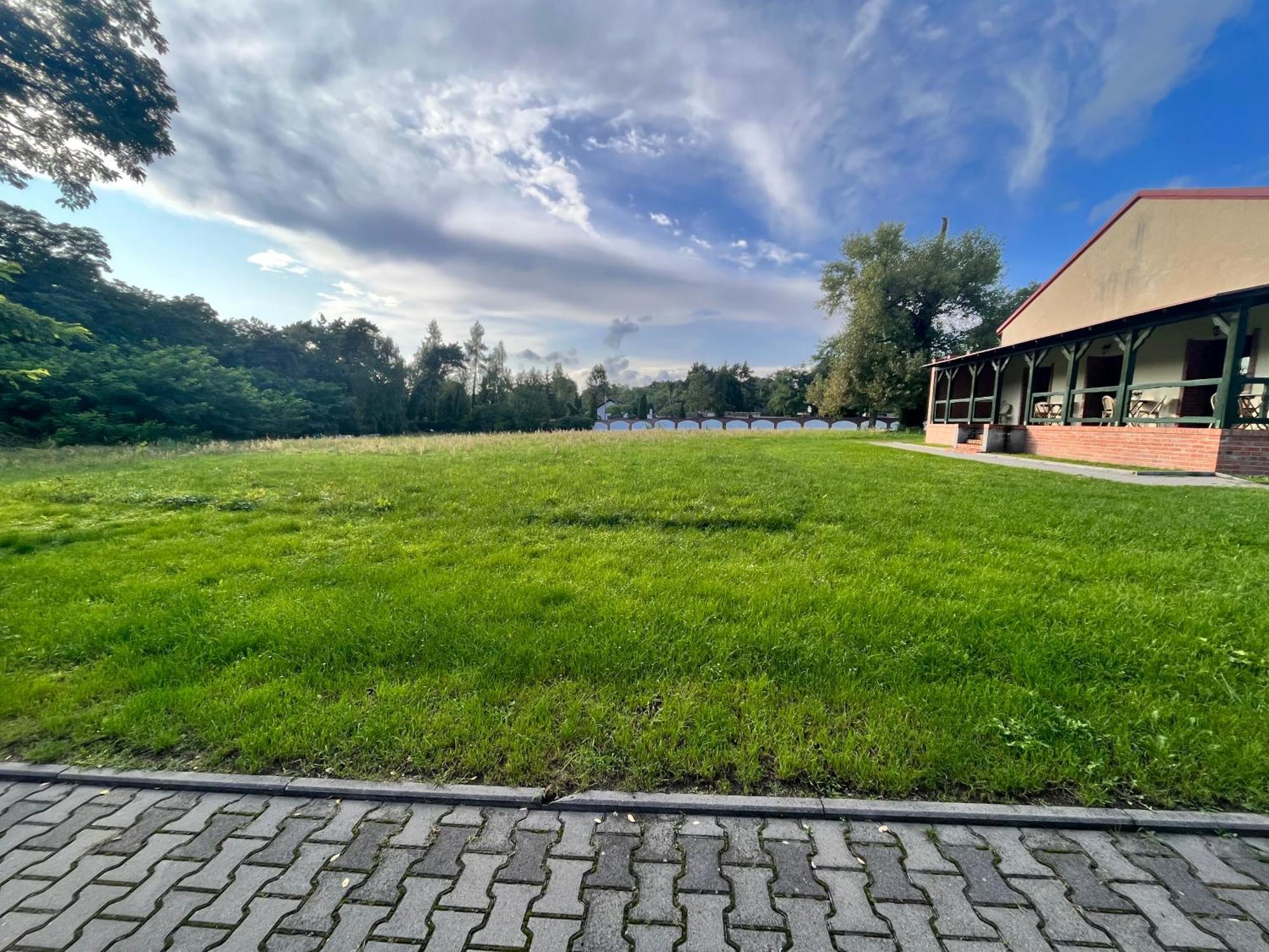 Hotel Radzewice Exterior photo